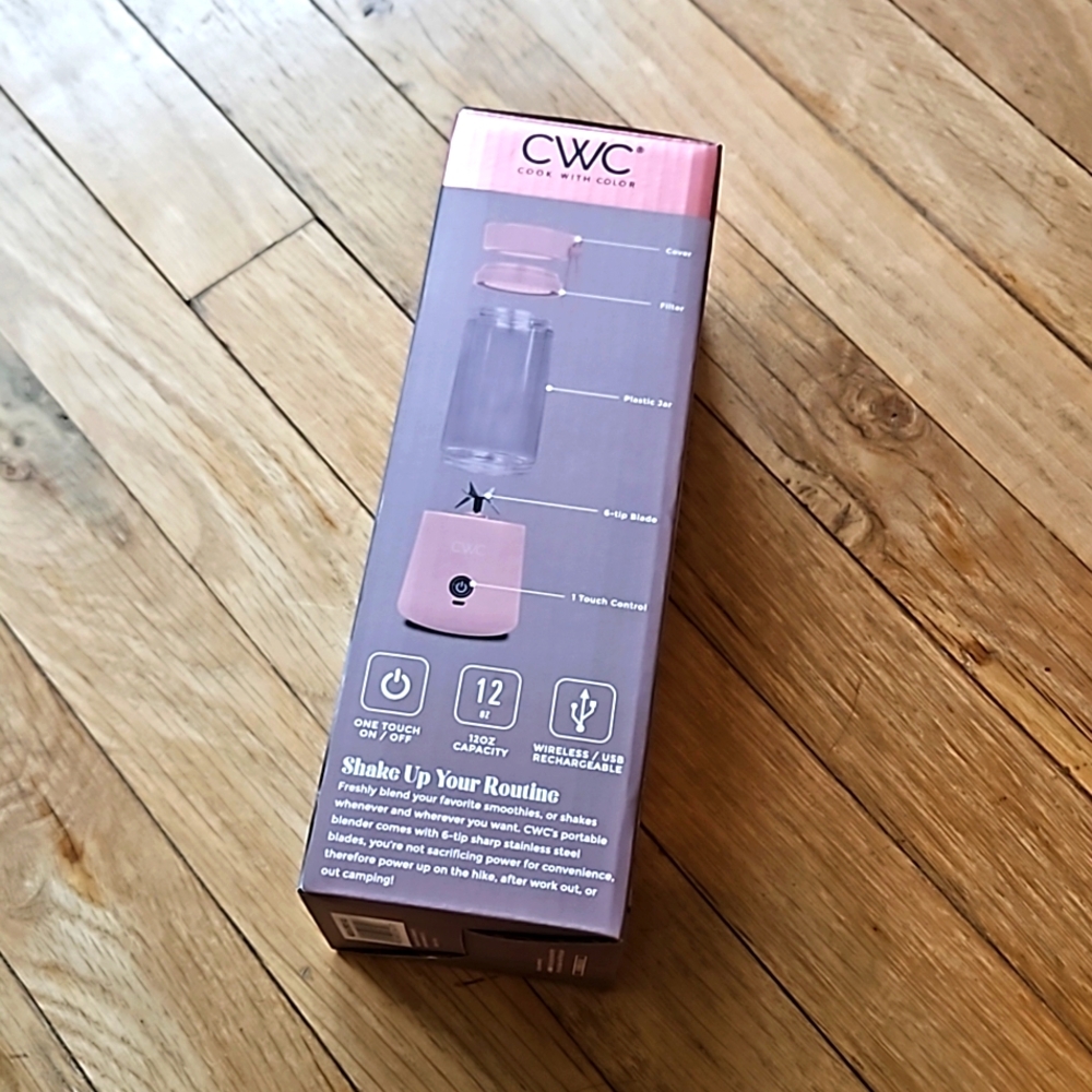 NWT CWC Mini Portable Blender - Picture 5 of 6